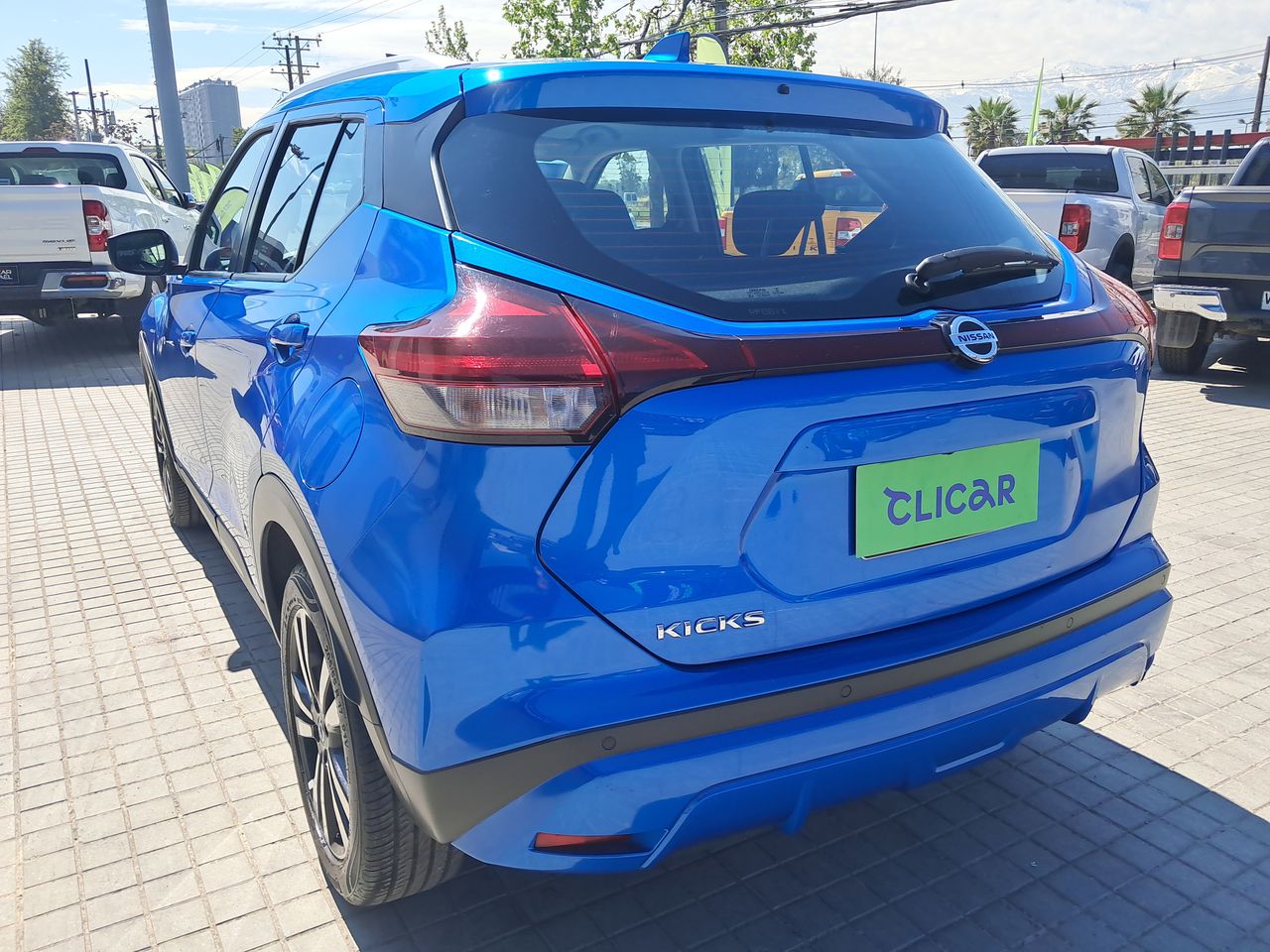 NISSAN - 5