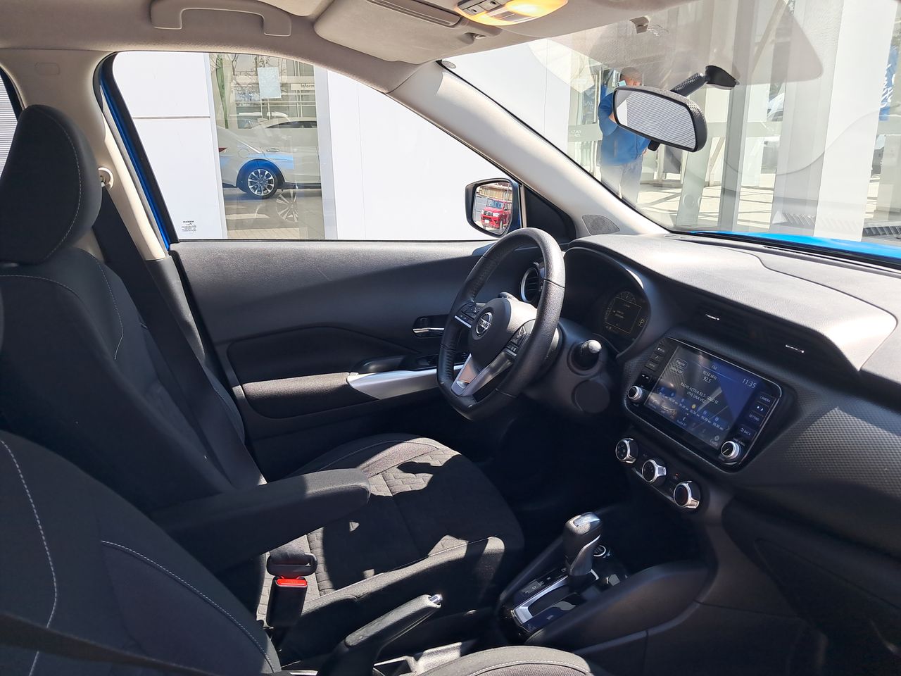 NISSAN - 16