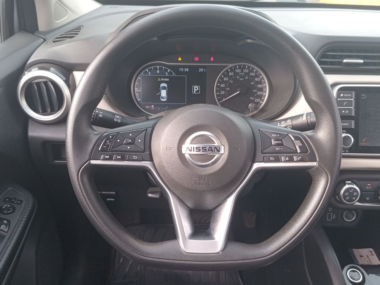 NISSAN - 26