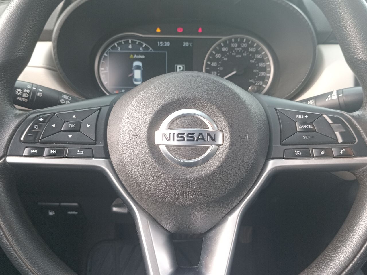 NISSAN - 27