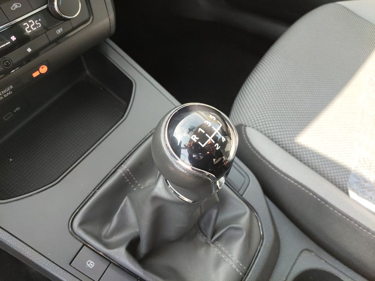 SEAT - 13