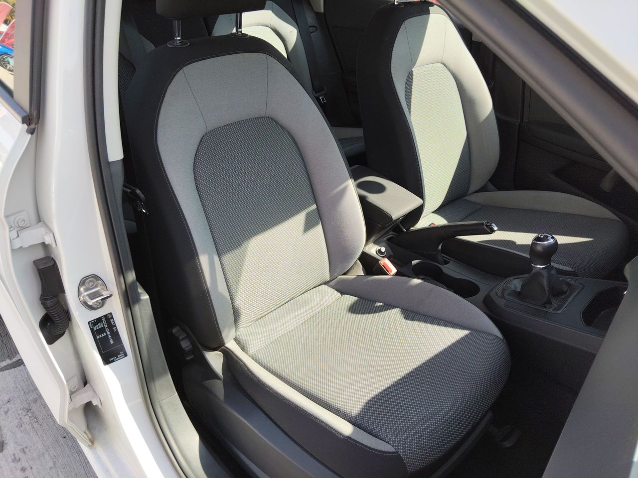 SEAT - 15