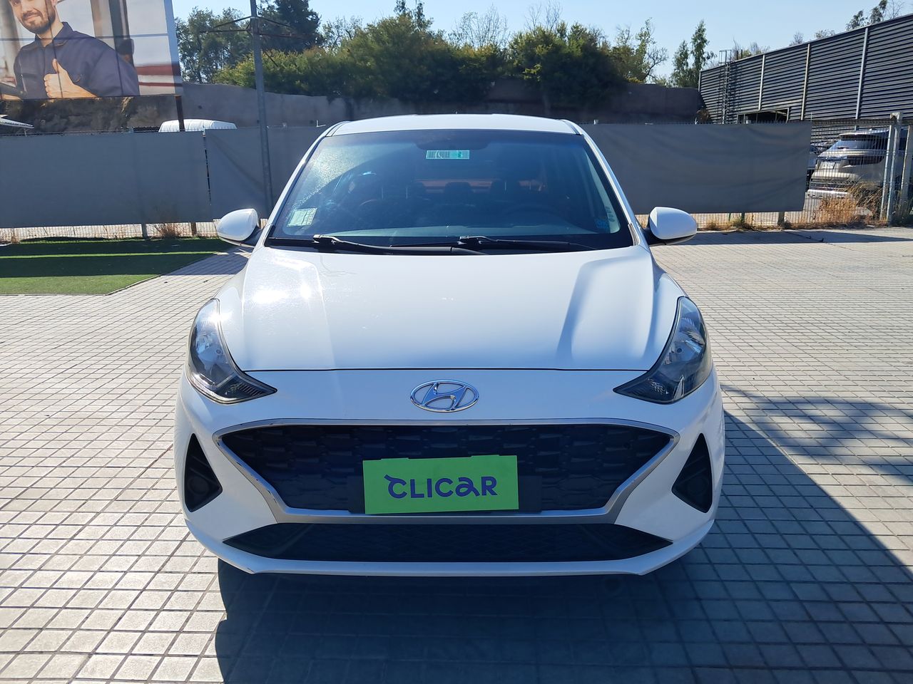 HYUNDAI - 2