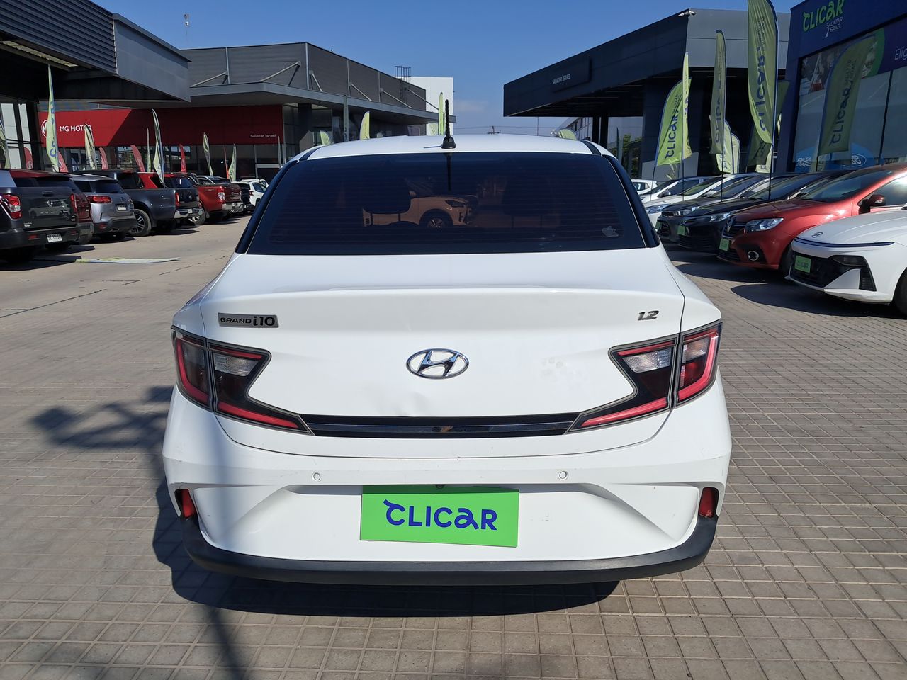 HYUNDAI - 6
