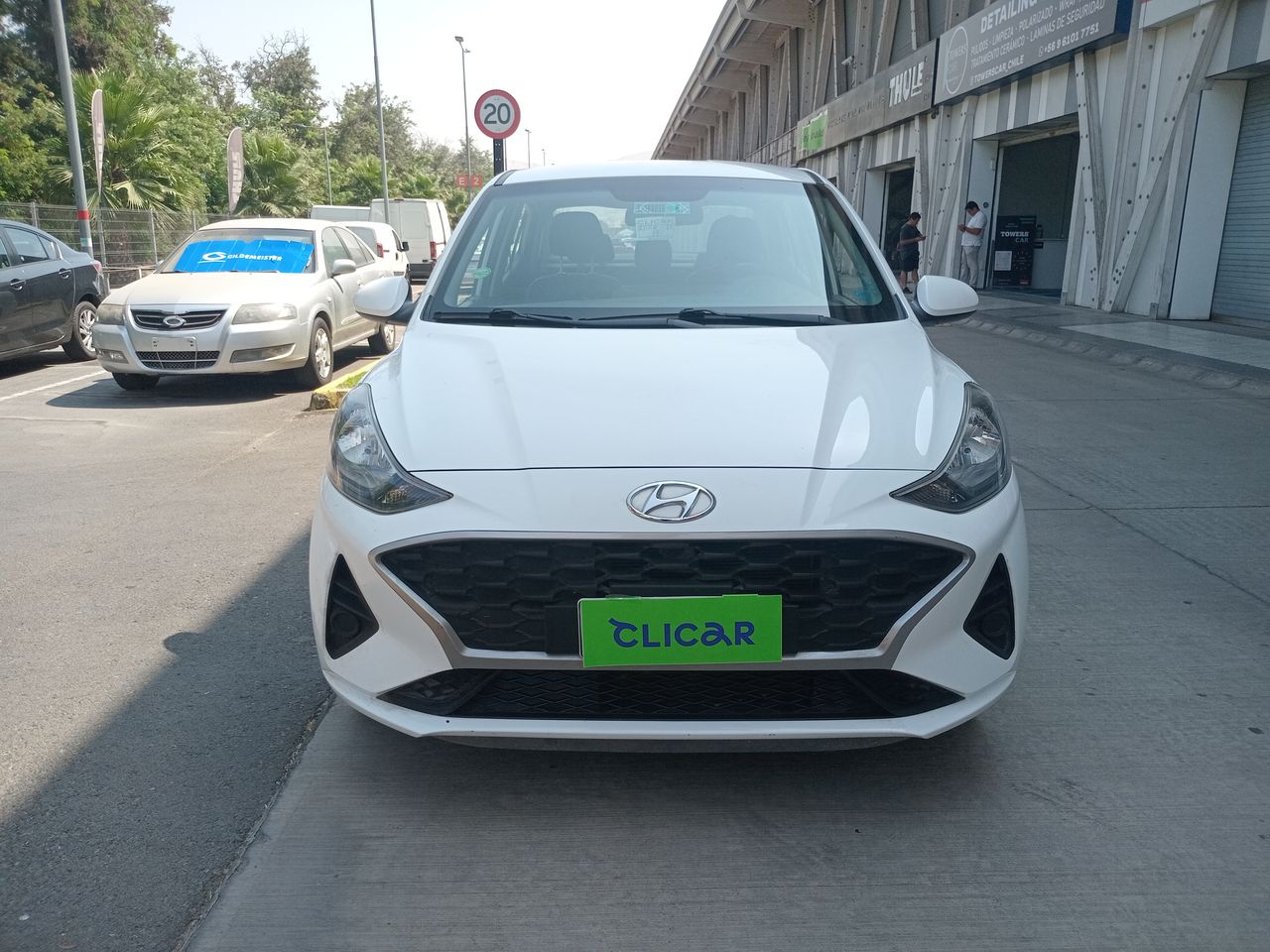 HYUNDAI - 2