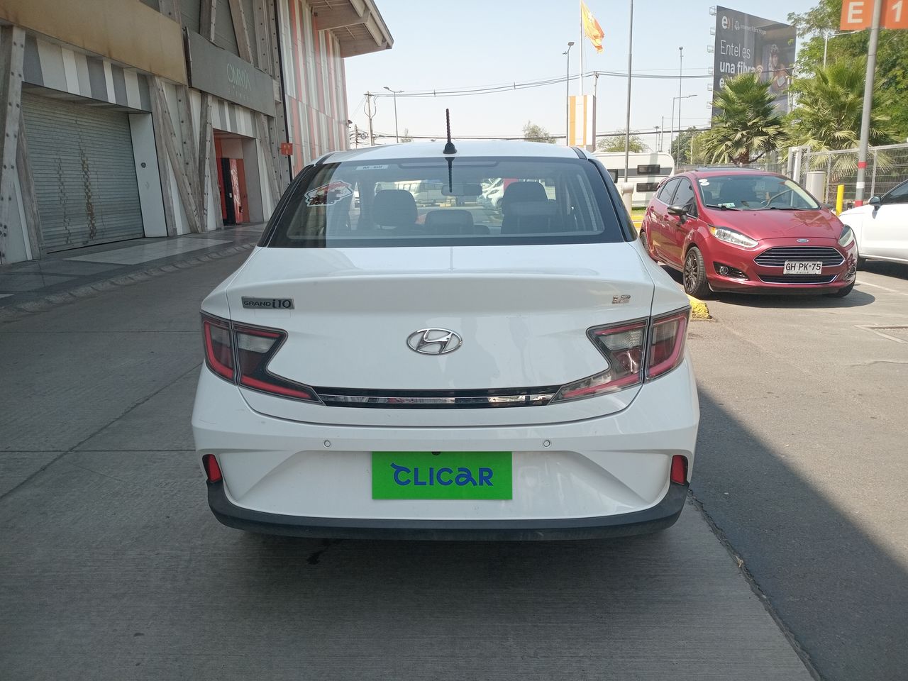 HYUNDAI - 6