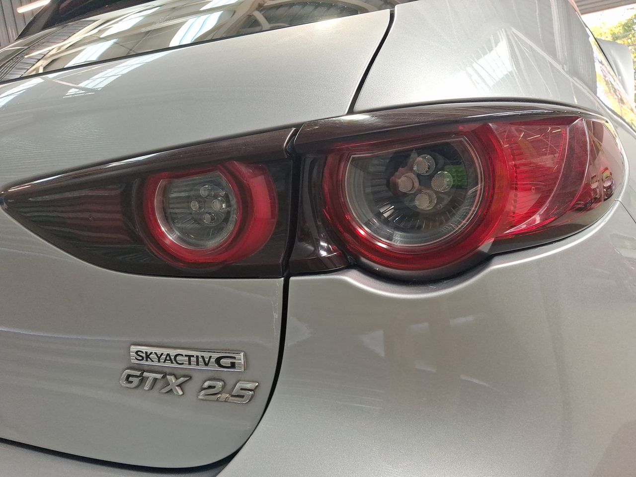 MAZDA - 18