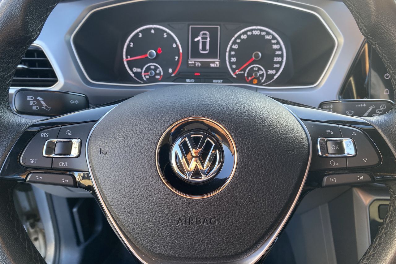 VOLKSWAGEN - 25