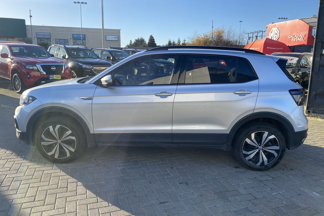 VOLKSWAGEN - 4