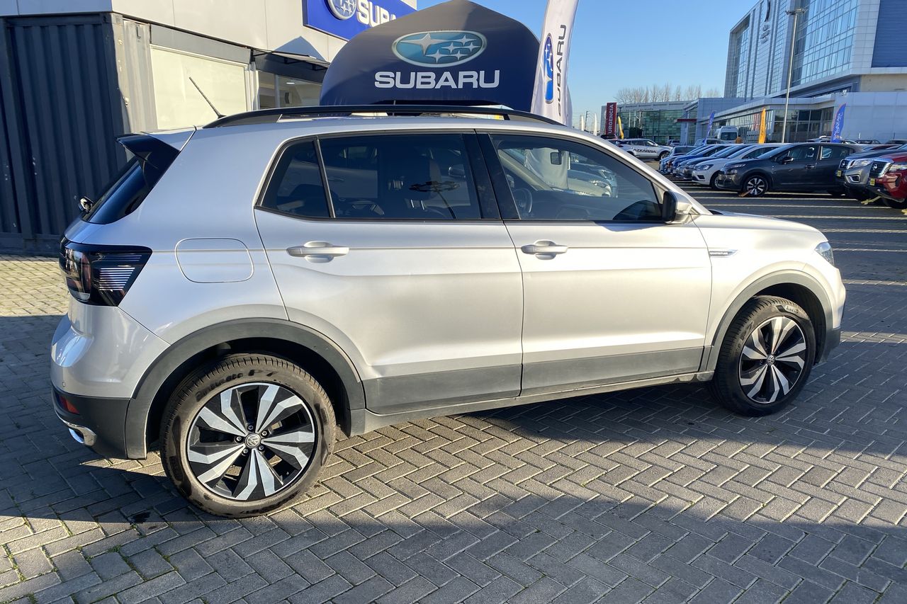 VOLKSWAGEN - 7