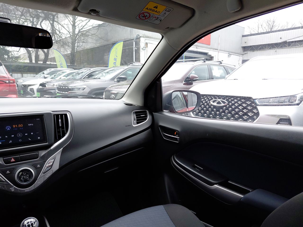 Suzuki Baleno — foto 3 de 26