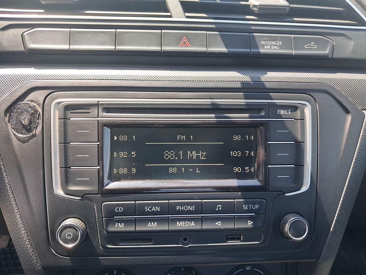 VOLKSWAGEN - 26