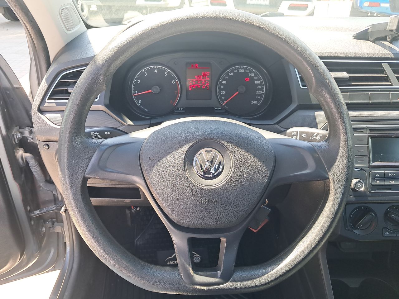 VOLKSWAGEN - 23
