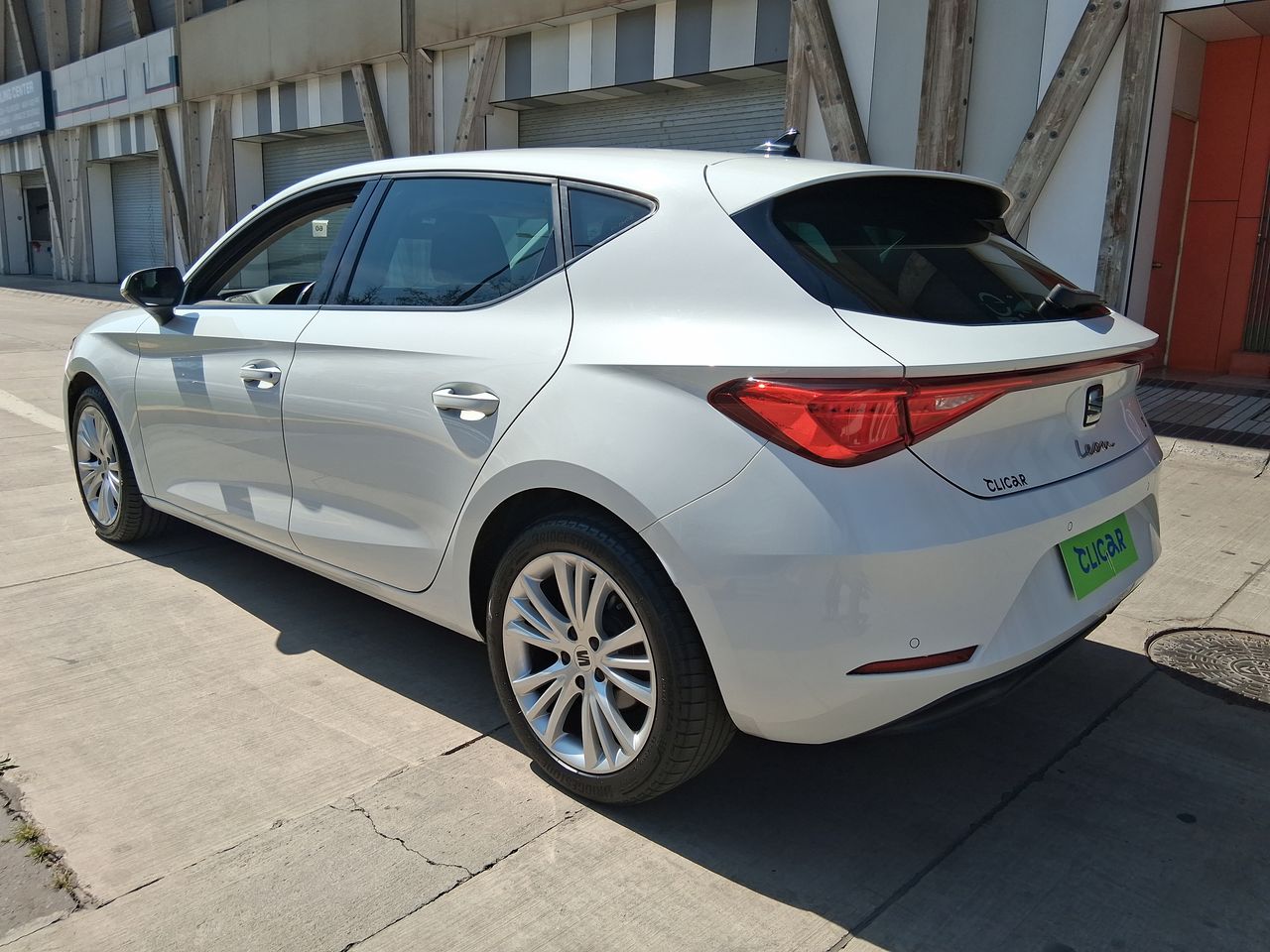 SEAT - 5