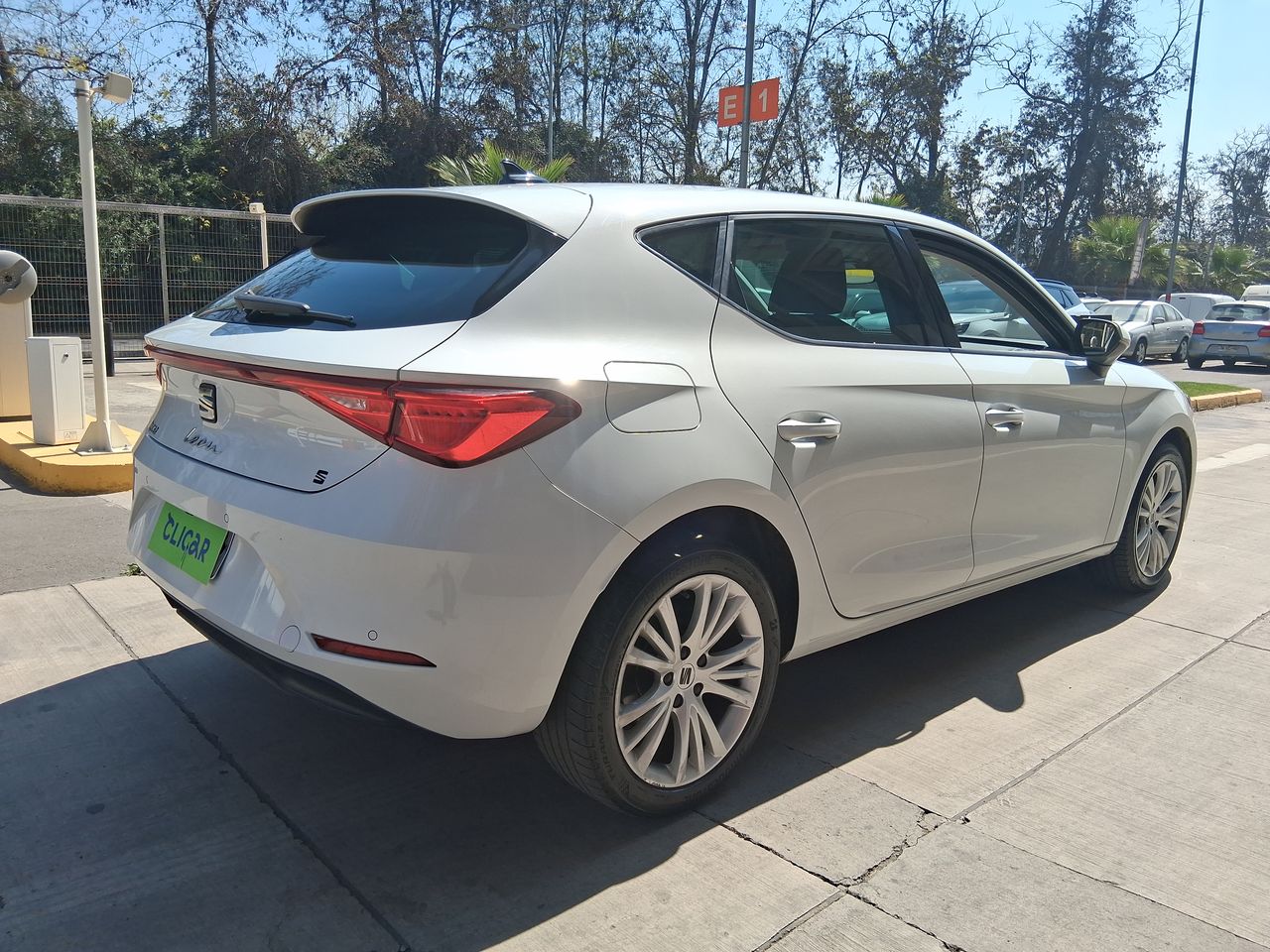 SEAT - 7