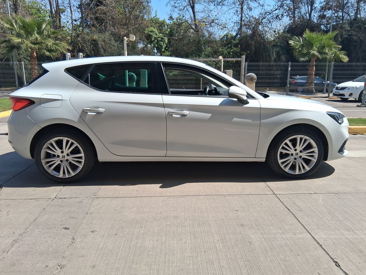 SEAT - 8