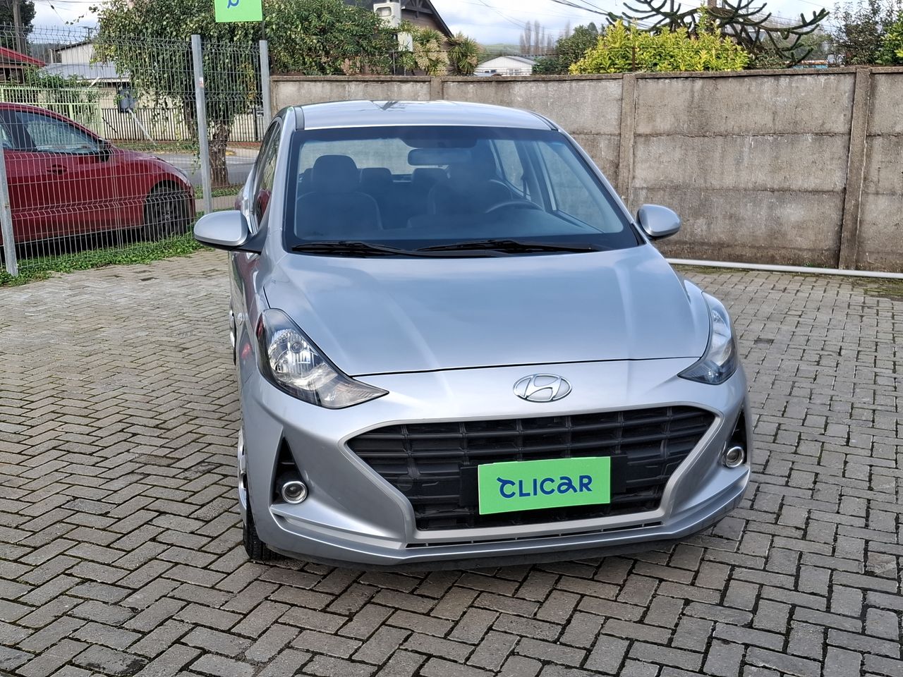 HYUNDAI - 2