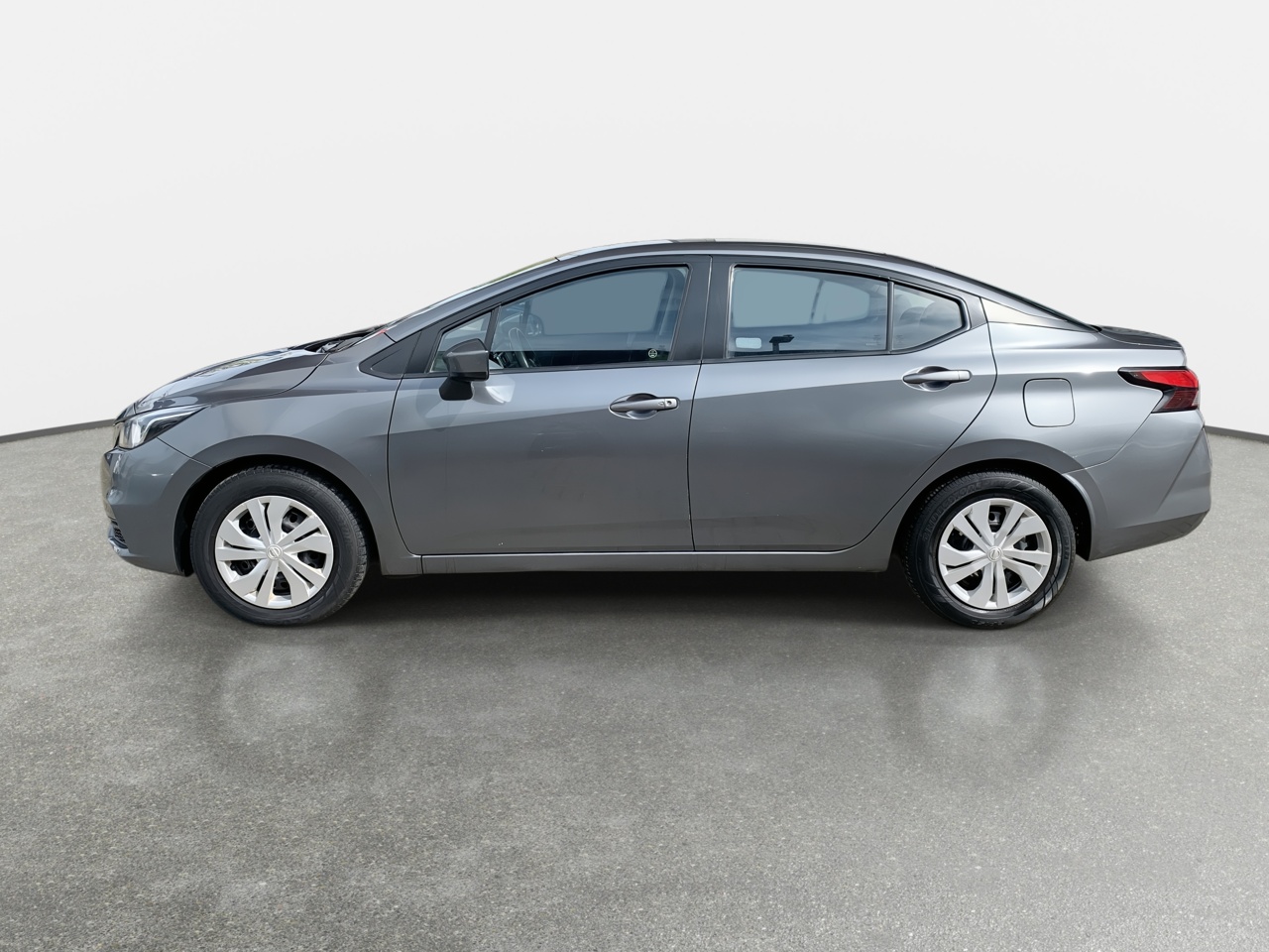 NISSAN - 4