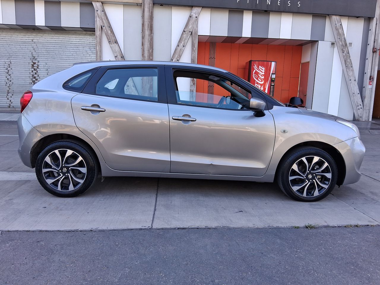 SUZUKI - 6