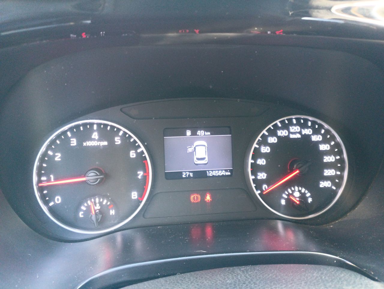KIA Seltos — foto 18 de 26