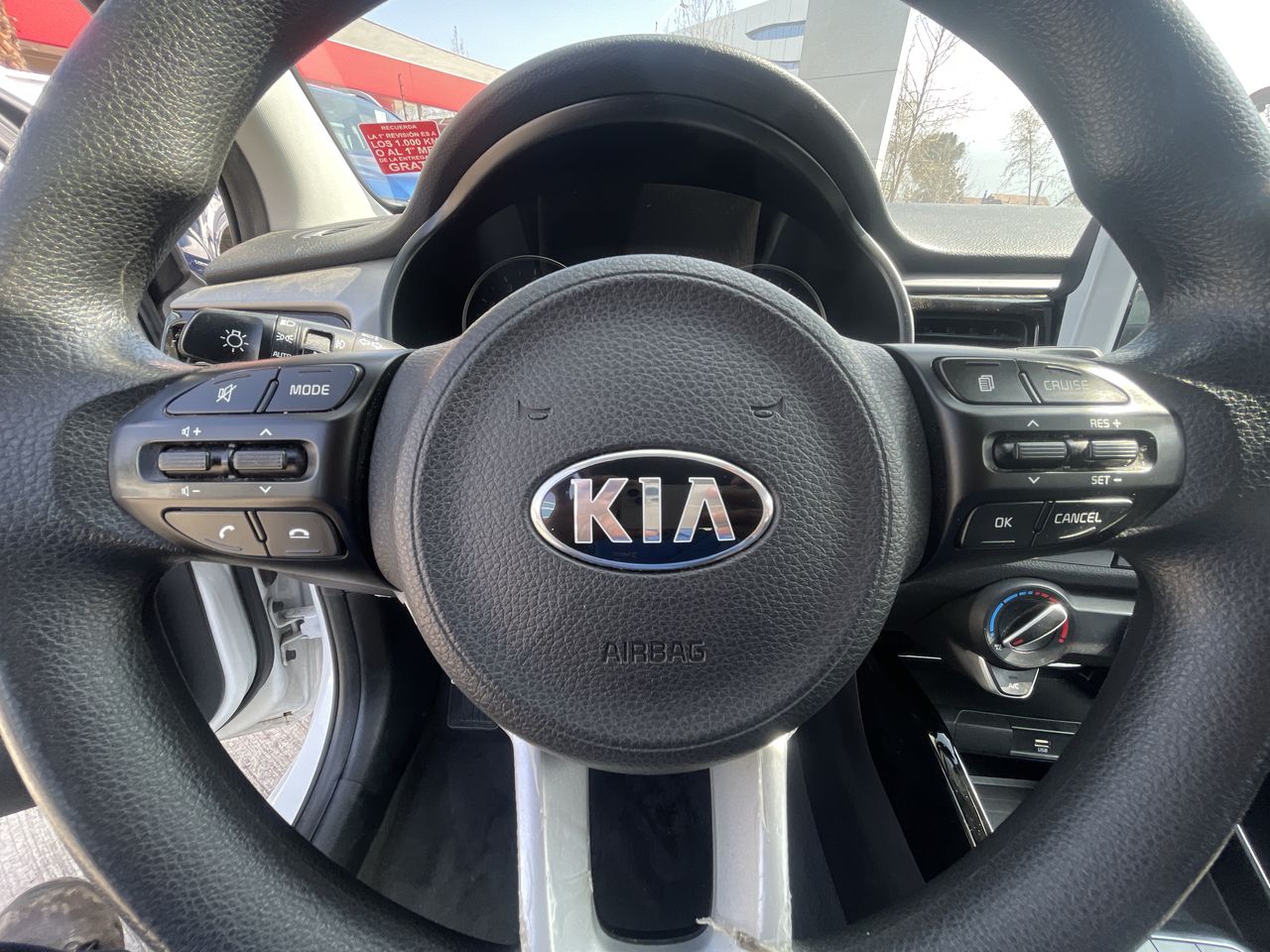 KIA - 24