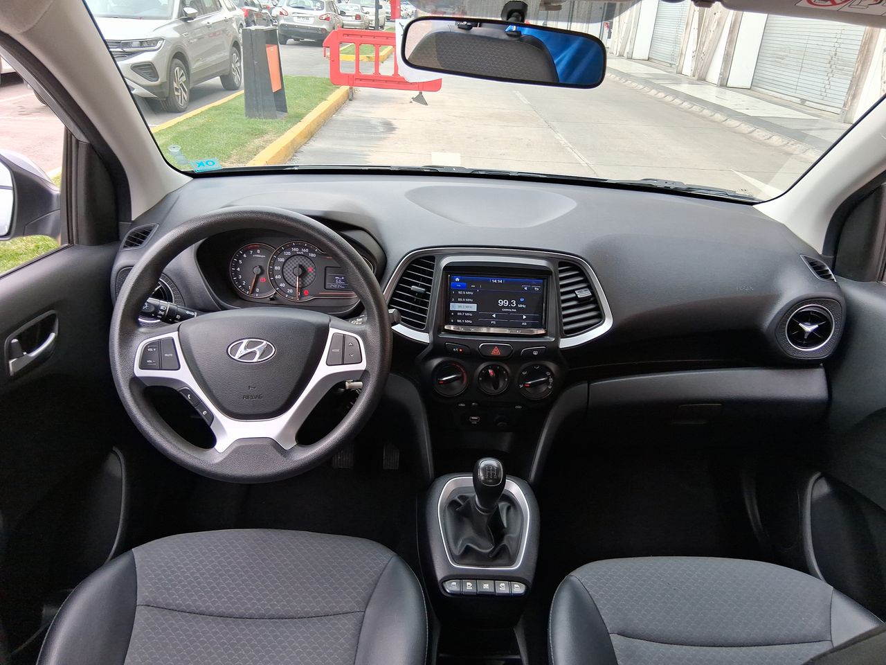 HYUNDAI - 29