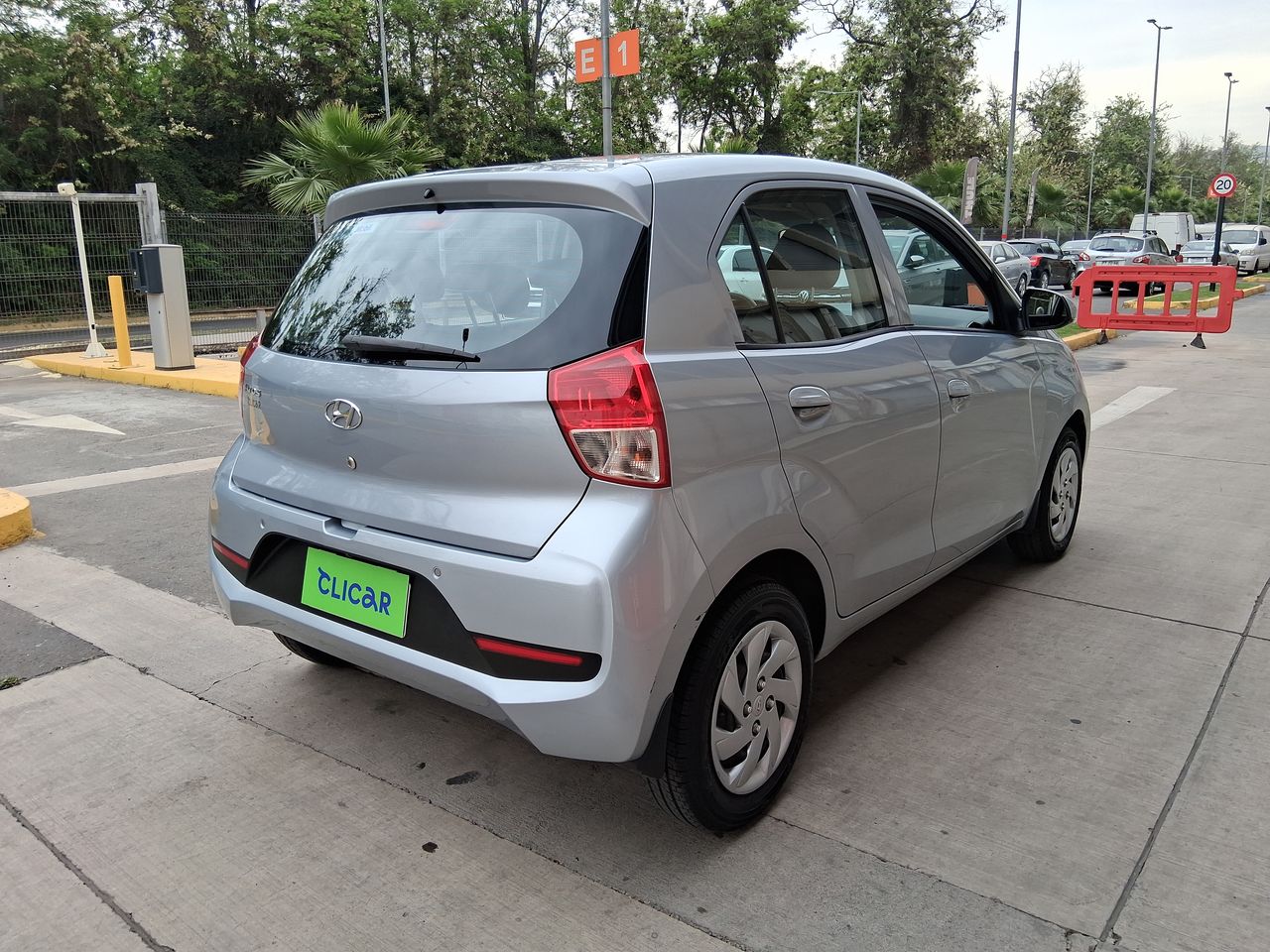 HYUNDAI - 5