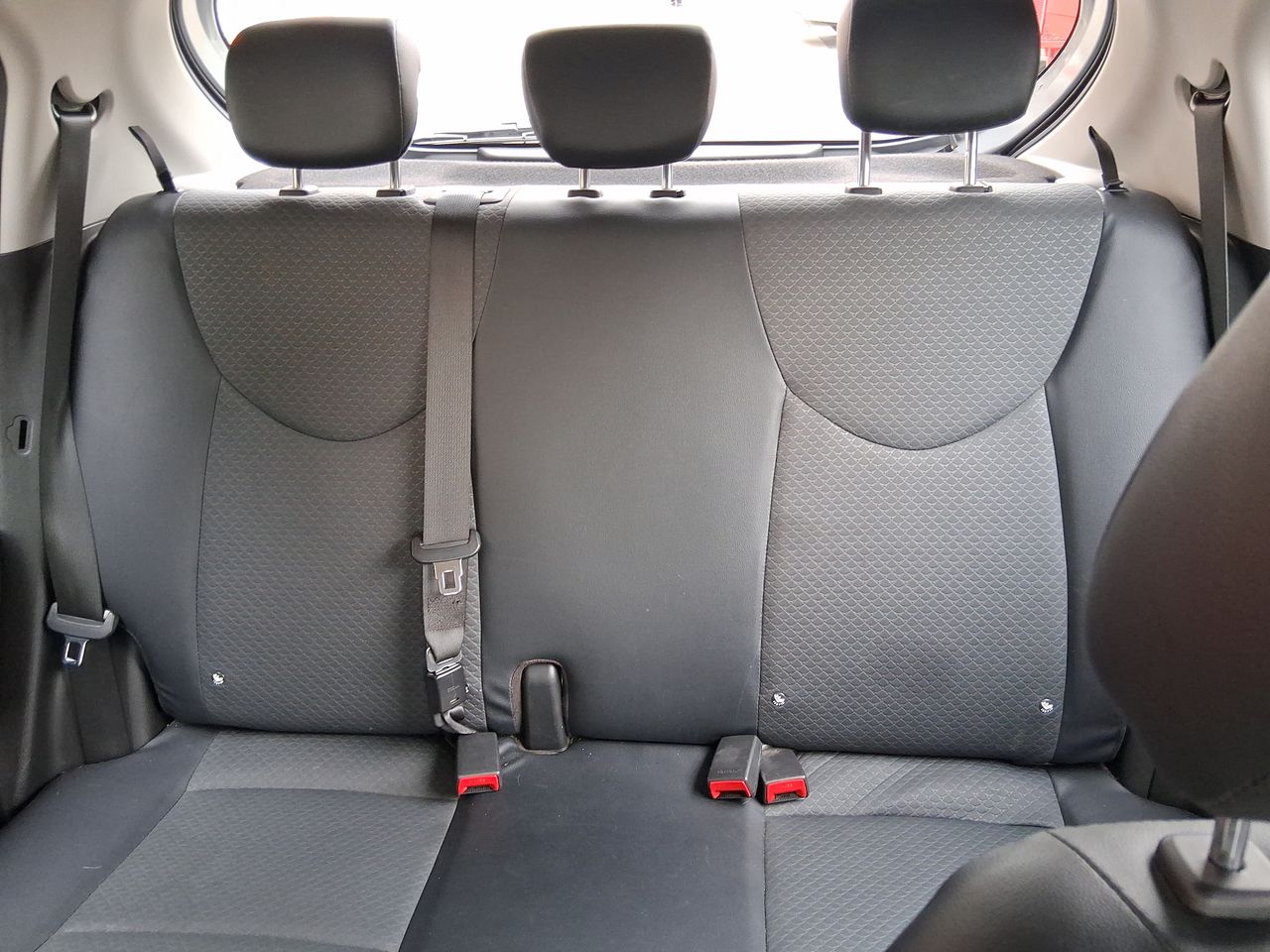 HYUNDAI - 10