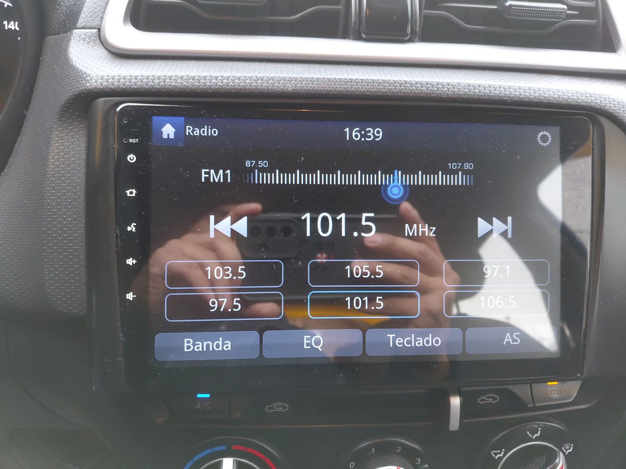 Hyundai Verna — foto 19 de 25