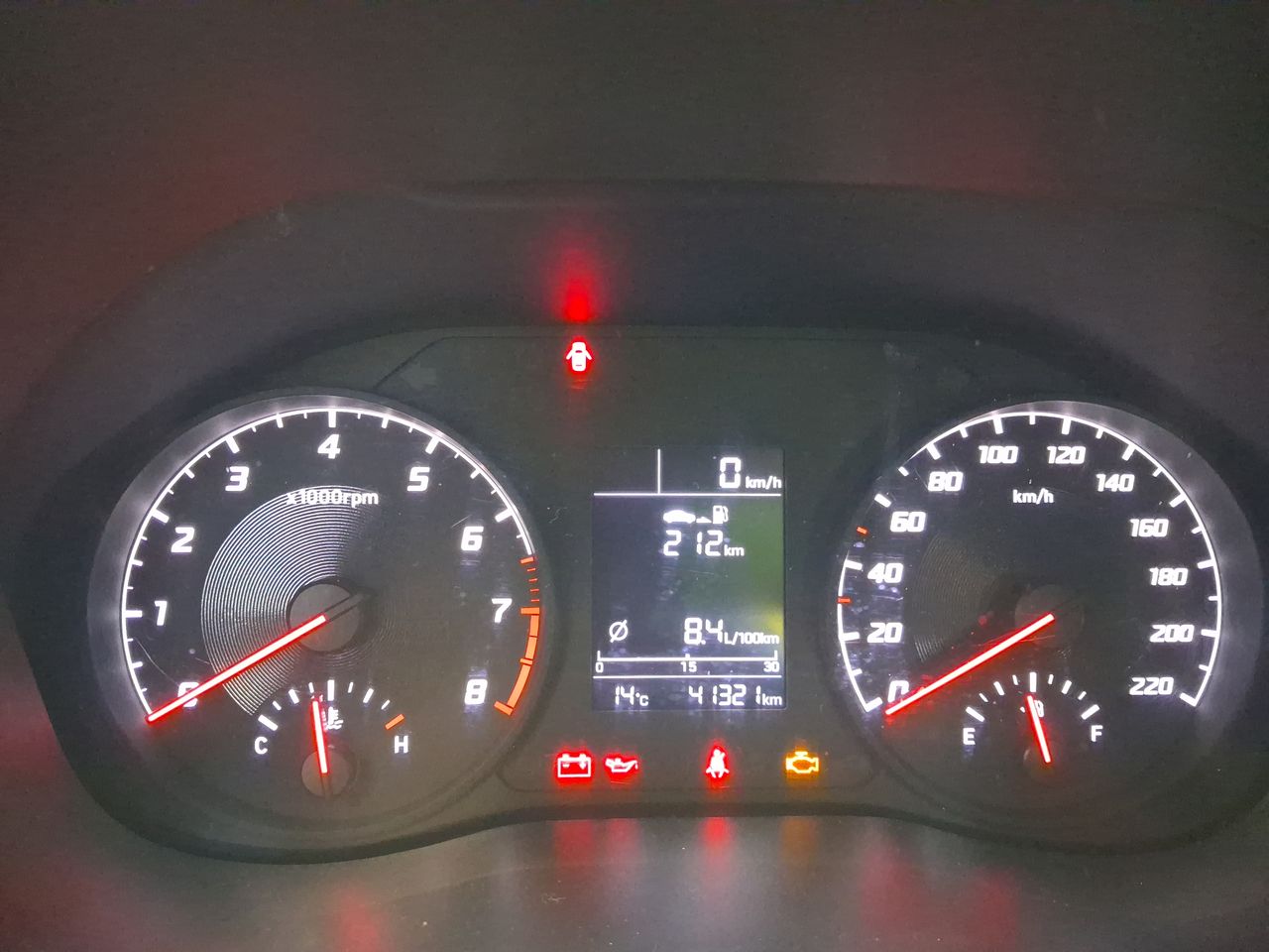 HYUNDAI - 26