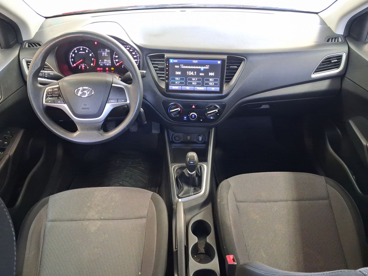 HYUNDAI - 11