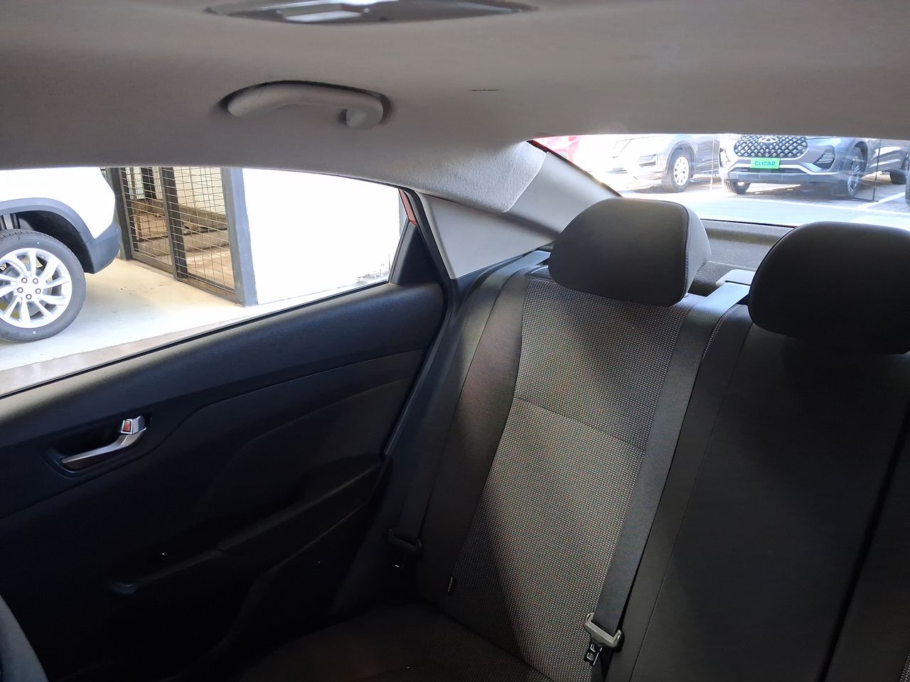 HYUNDAI - 14