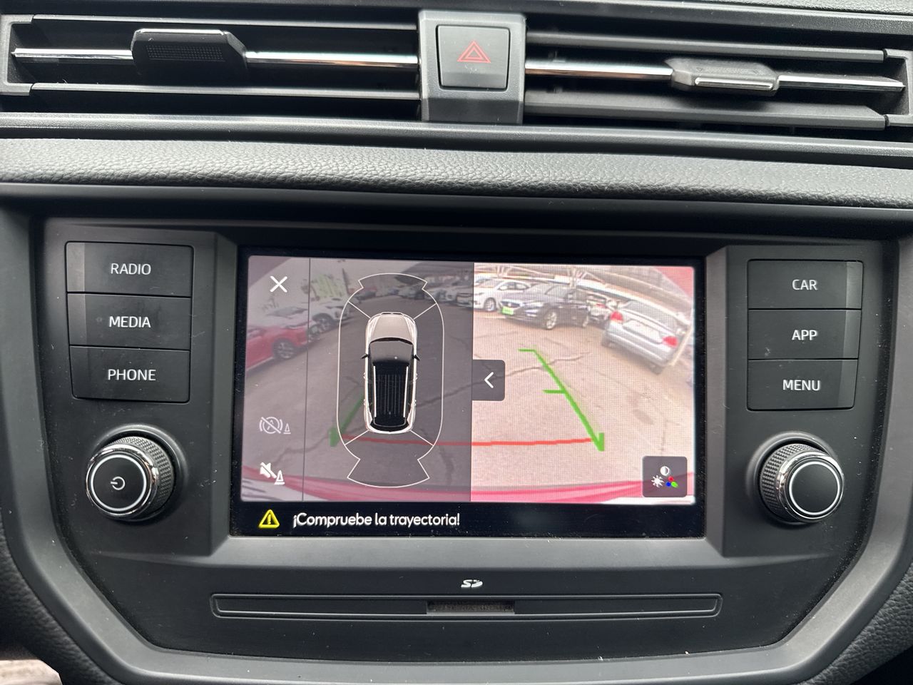 SEAT Arona — foto 22 de 27