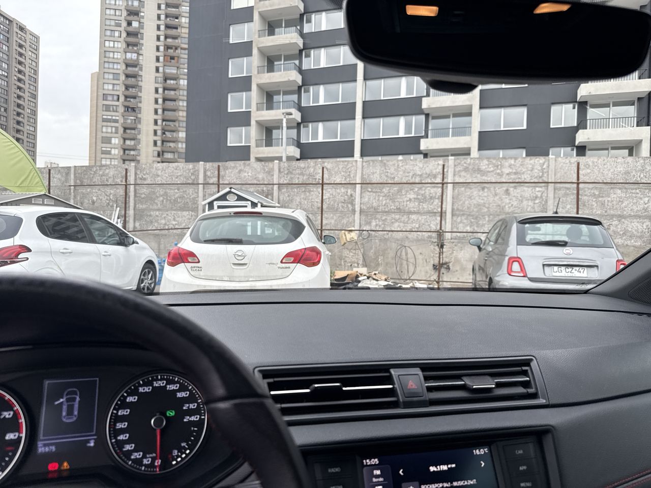 SEAT Arona — foto 25 de 27