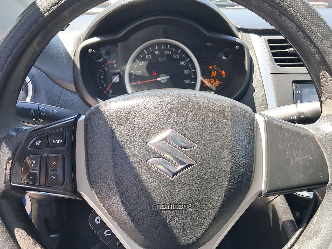 SUZUKI - 24