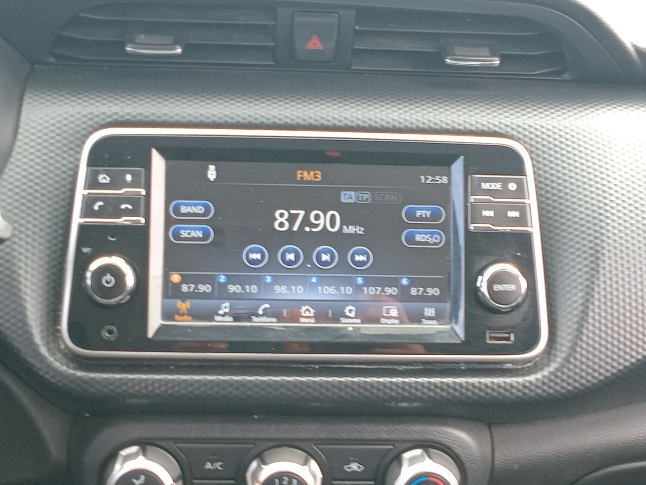 Nissan Kicks — foto 18 de 24