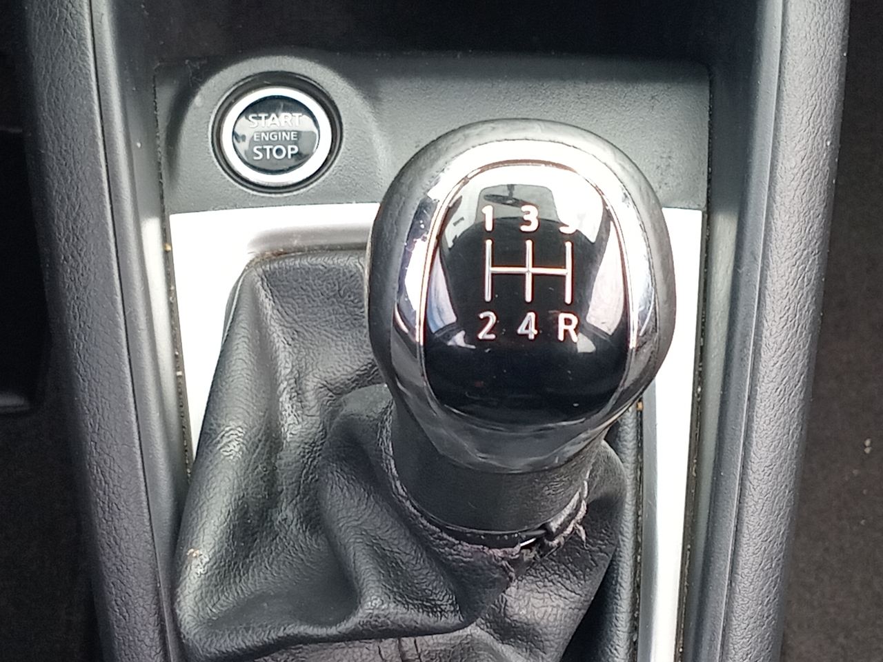 Nissan Kicks — foto 20 de 24
