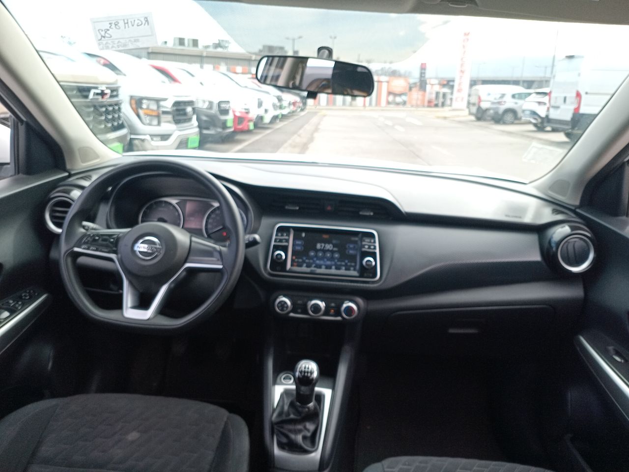 NISSAN - 1