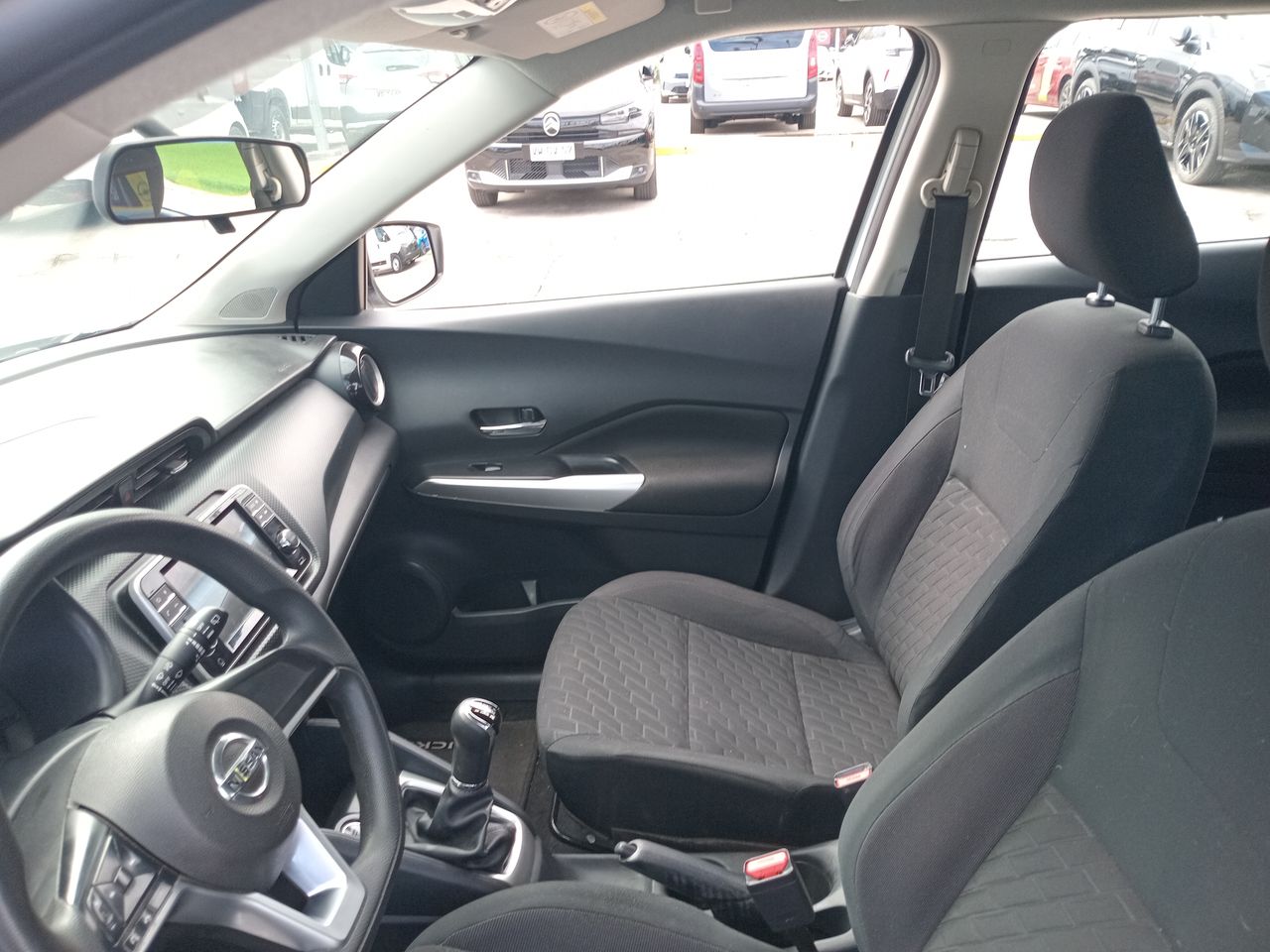 NISSAN - 2