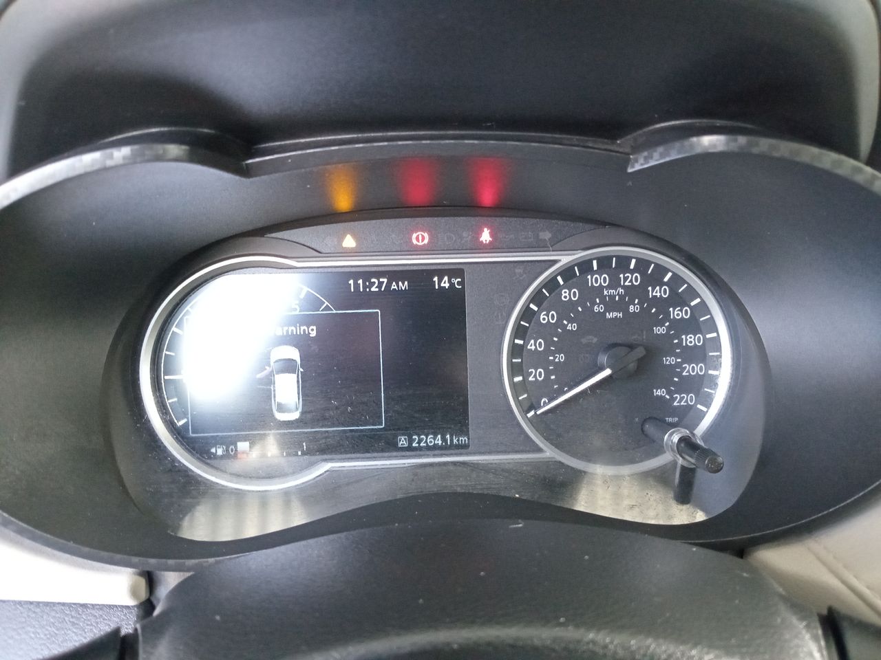NISSAN - 25