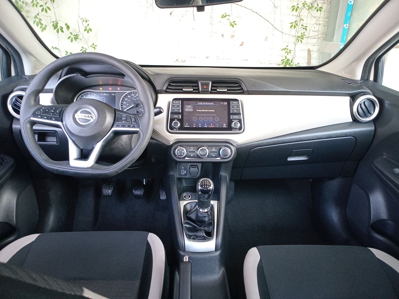 NISSAN - 30