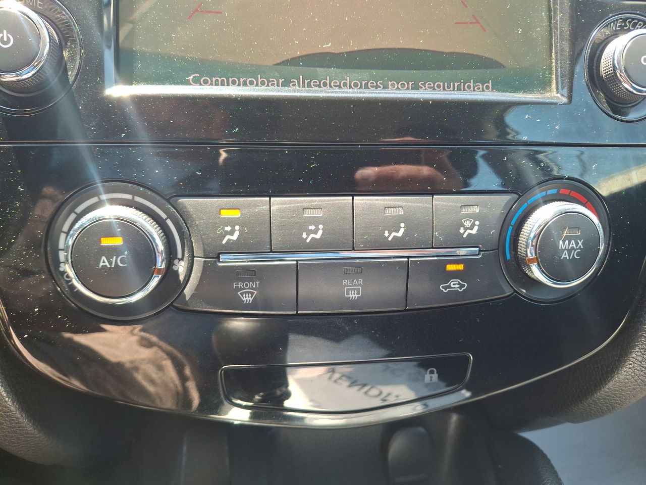 NISSAN - 28