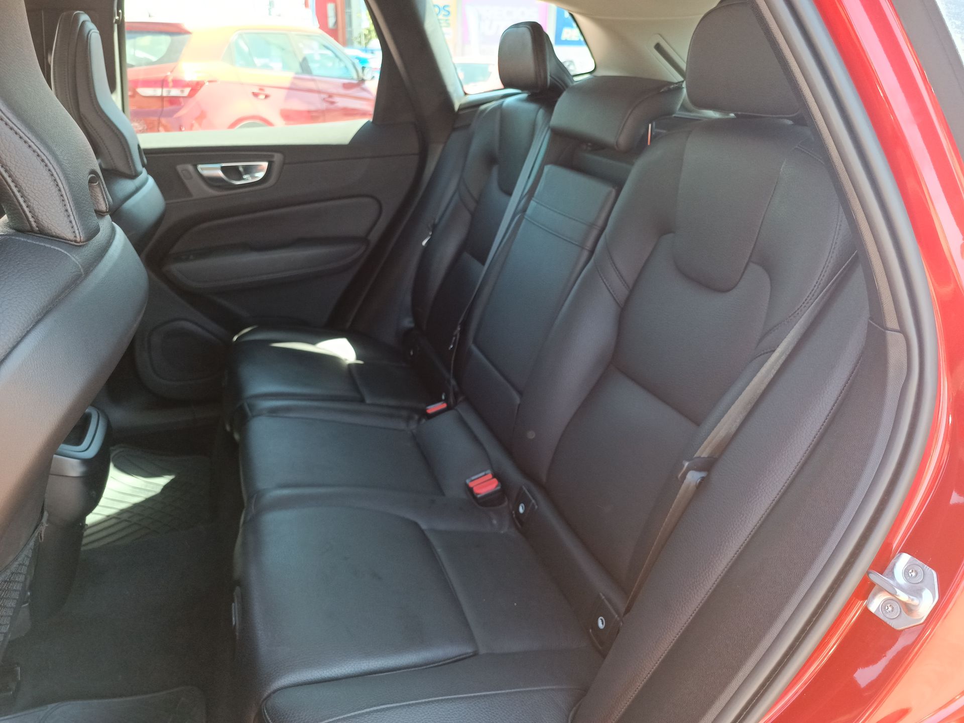 VOLVO - 28