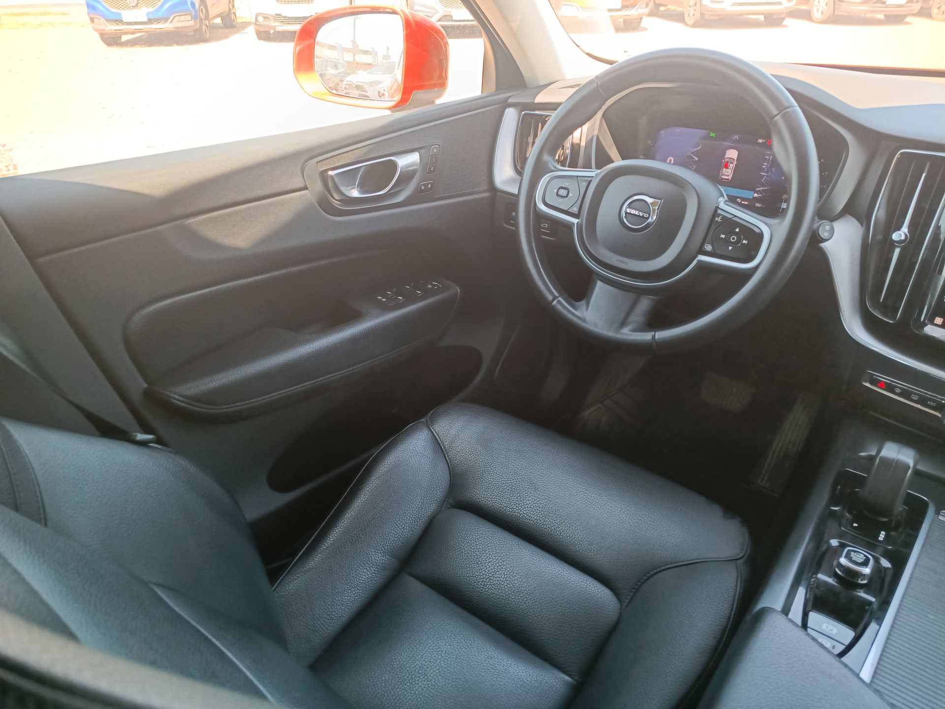 VOLVO - 16