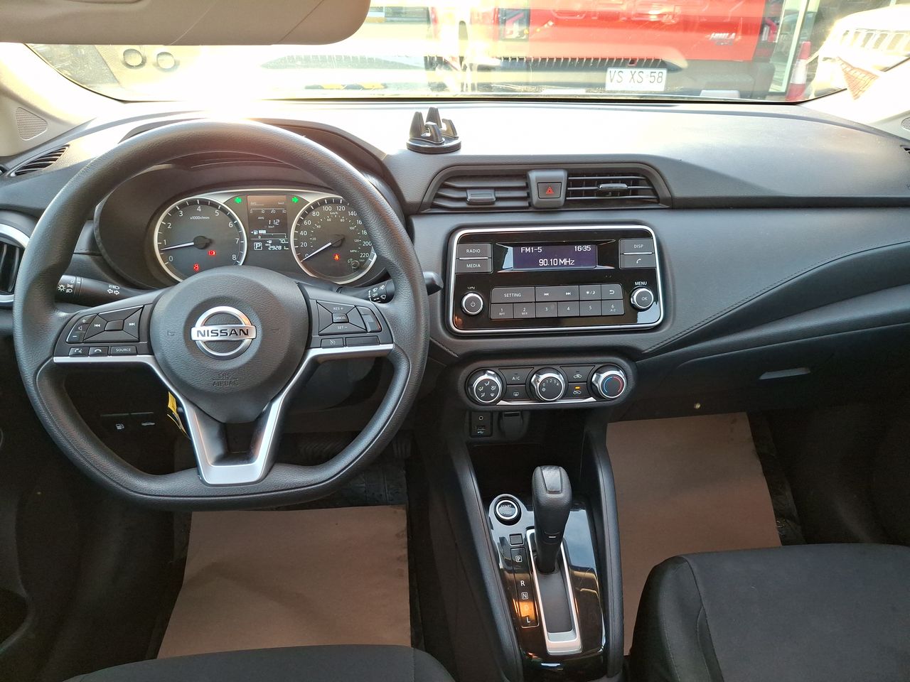 NISSAN - 22