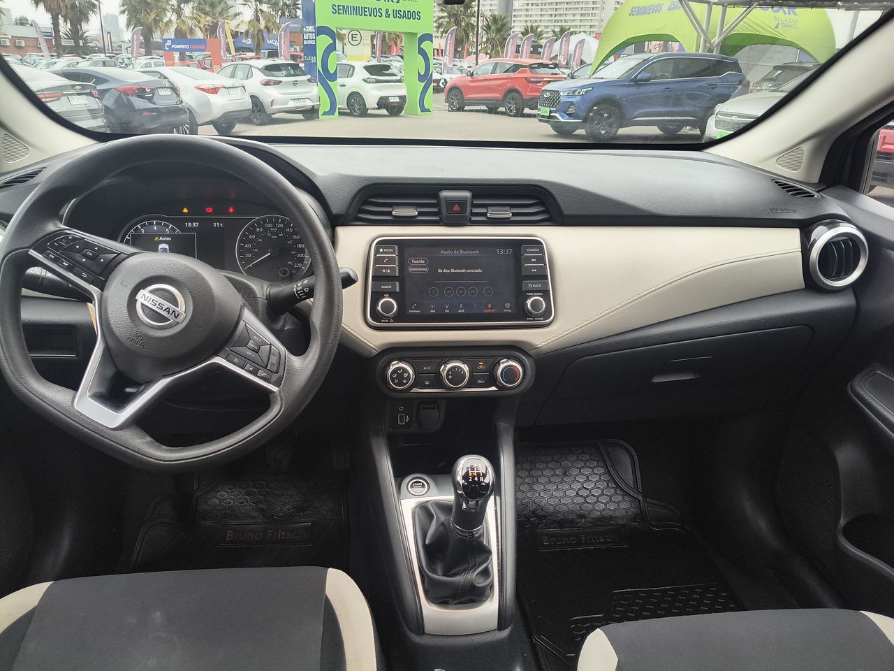 NISSAN - 21