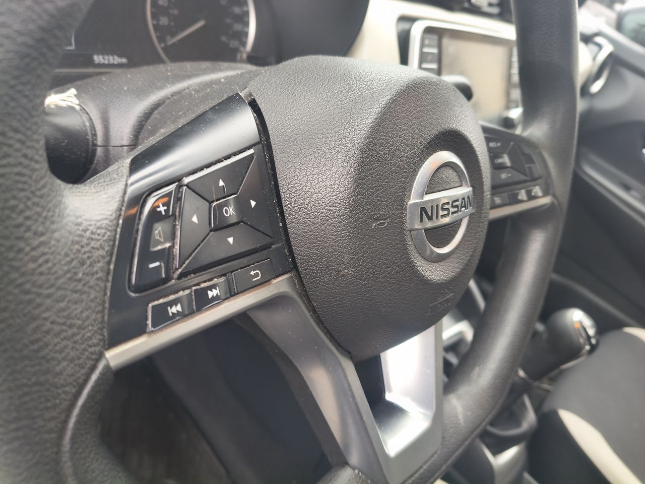 NISSAN - 15