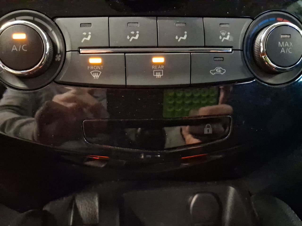 NISSAN - 29