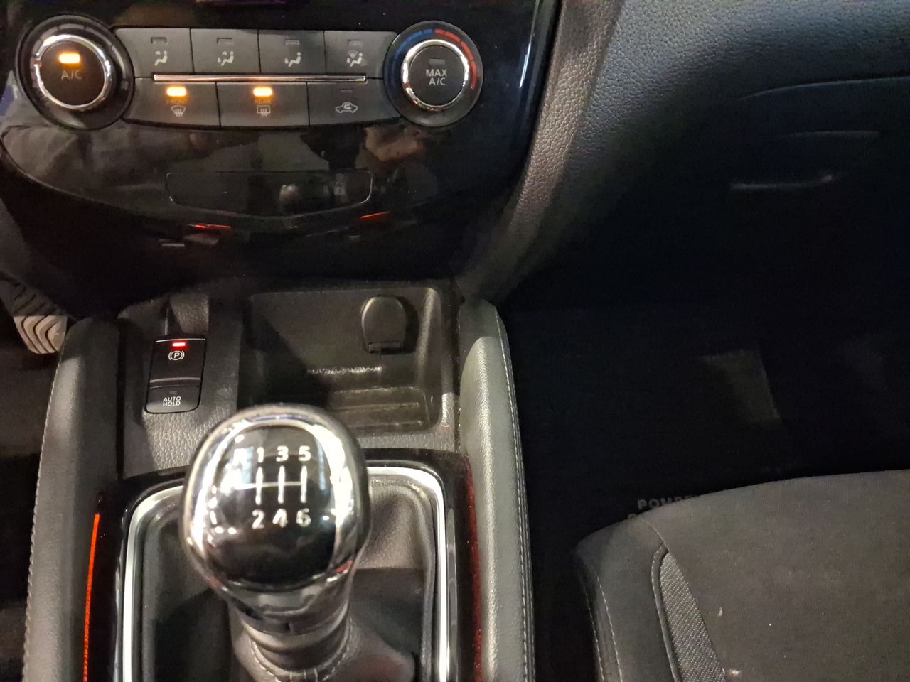 NISSAN - 30