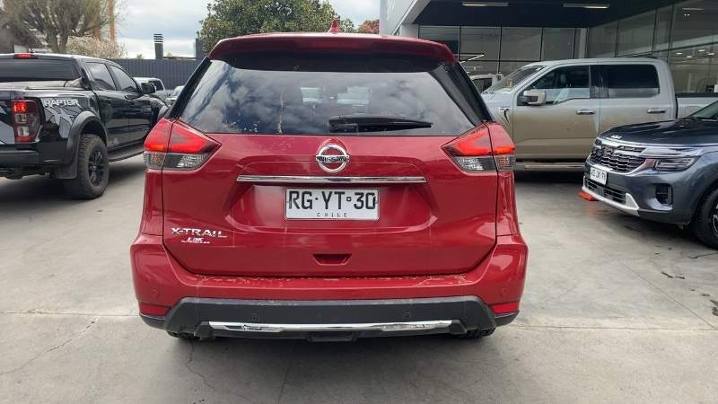 NISSAN - 5